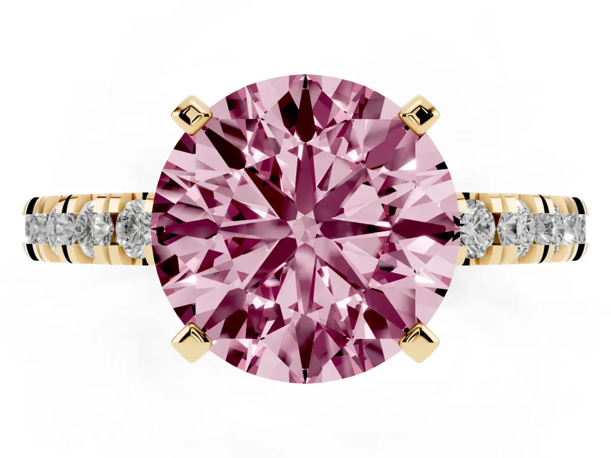 Fancy Pink Round Cut Diamond Pavé Band Solitaire with Four-Prong Setting Yellow gold