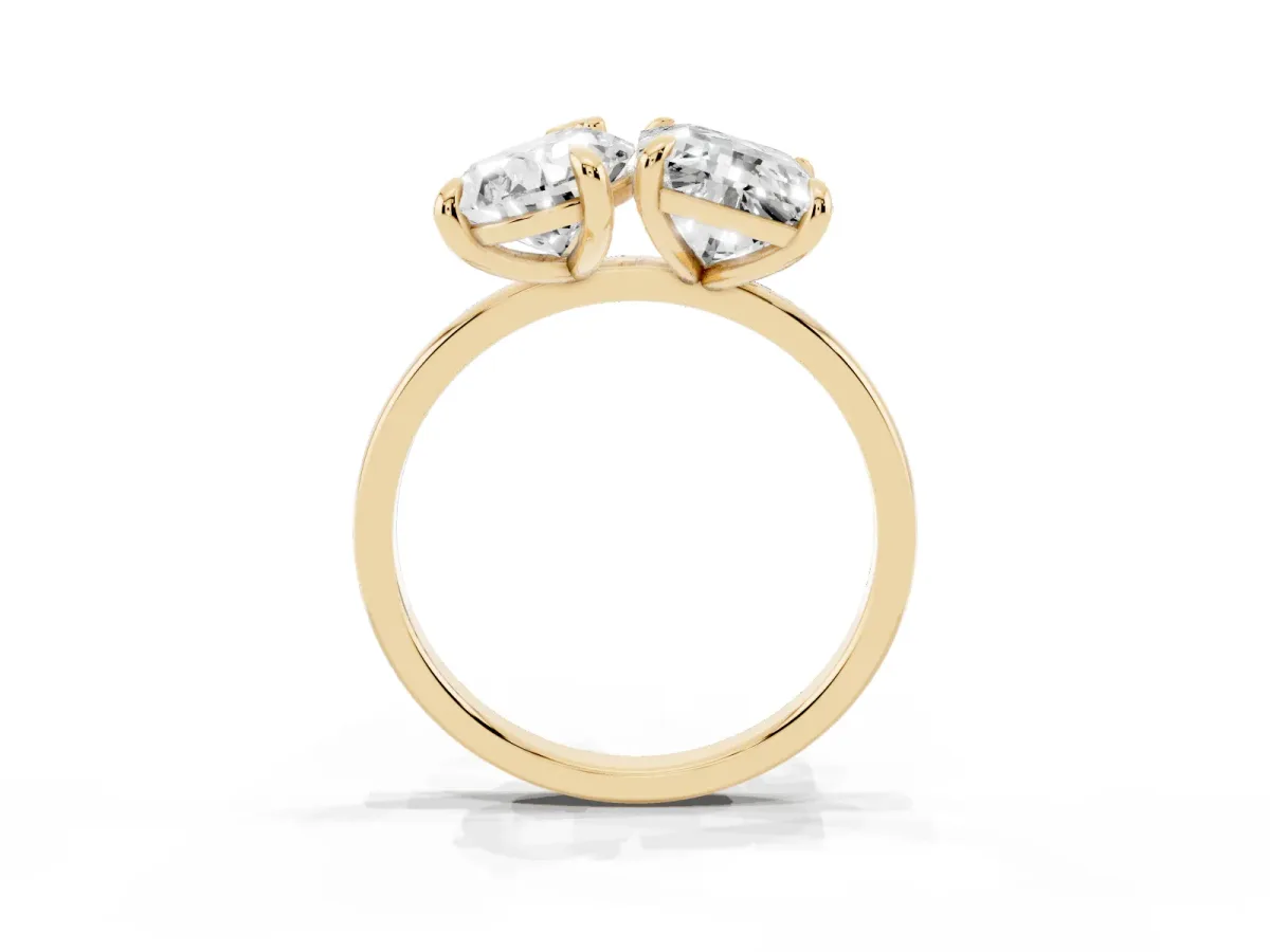 Pear and Radiant Toi Moi Ring with Prong Setting and Plain Band Yellow gold