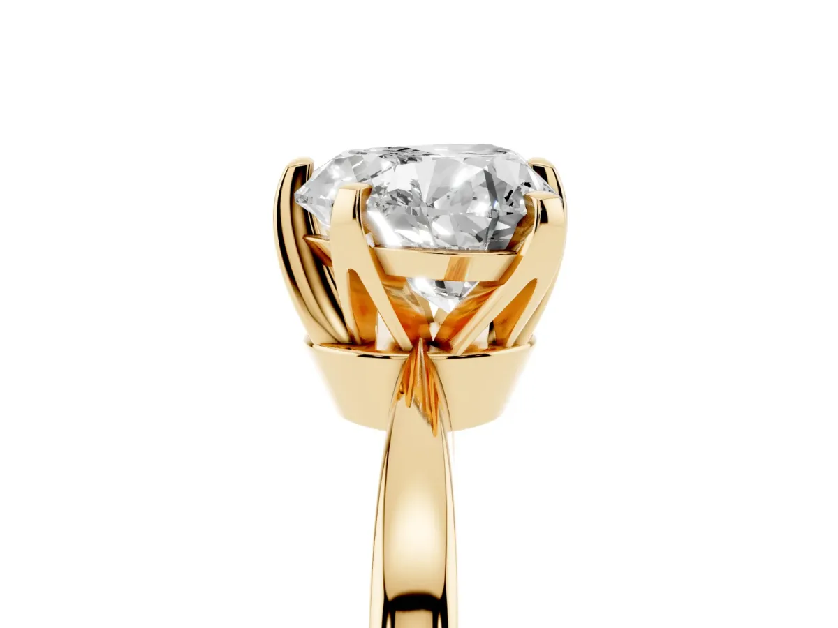 Heart Cut Solitaire Engagement Ring with Six-Prong Setting and Tapered Band Yellow gold