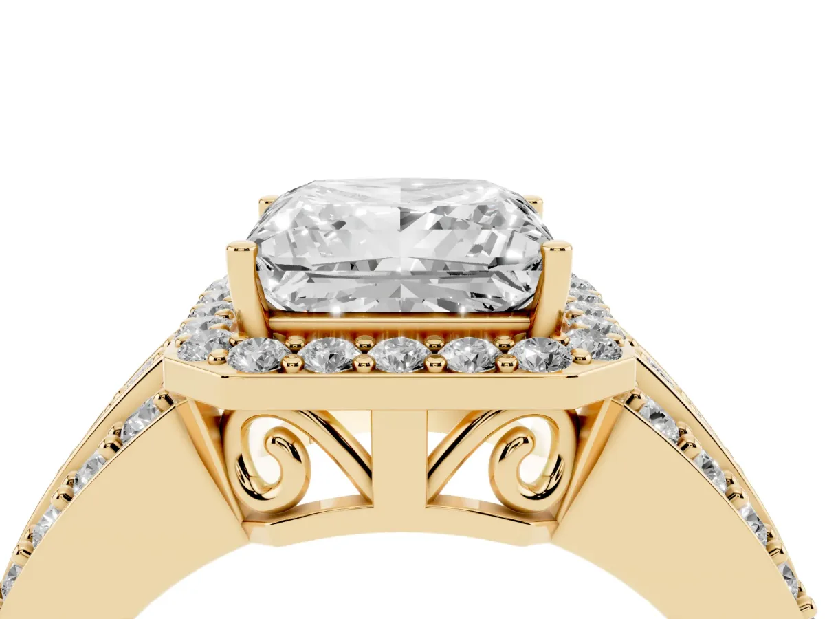 Princess Cut Halo Diamond Ring with Round Split Shank and Prong Setting Yellow gold