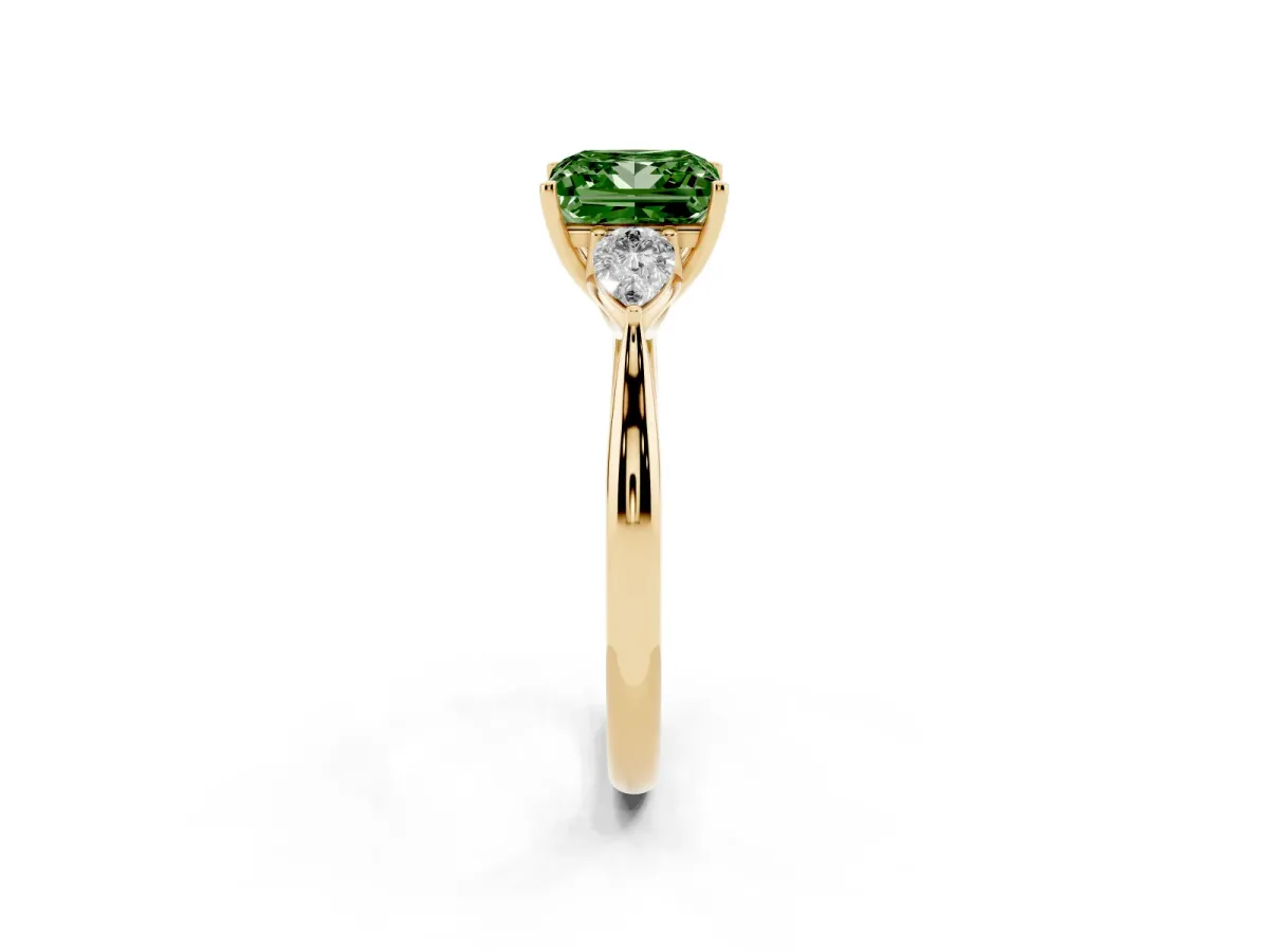 Fancy Green Three-Stone Princess Cut Diamond Ring with Pear Side Stones in Four-Prong Setting Yellow gold