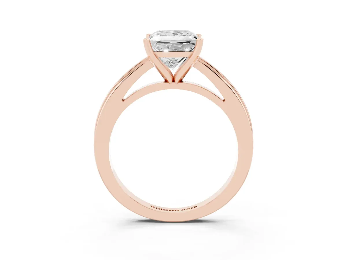 Princess Cut Solitaire Diamond Ring with Four-Prong Setting and Classic Band Rose gold