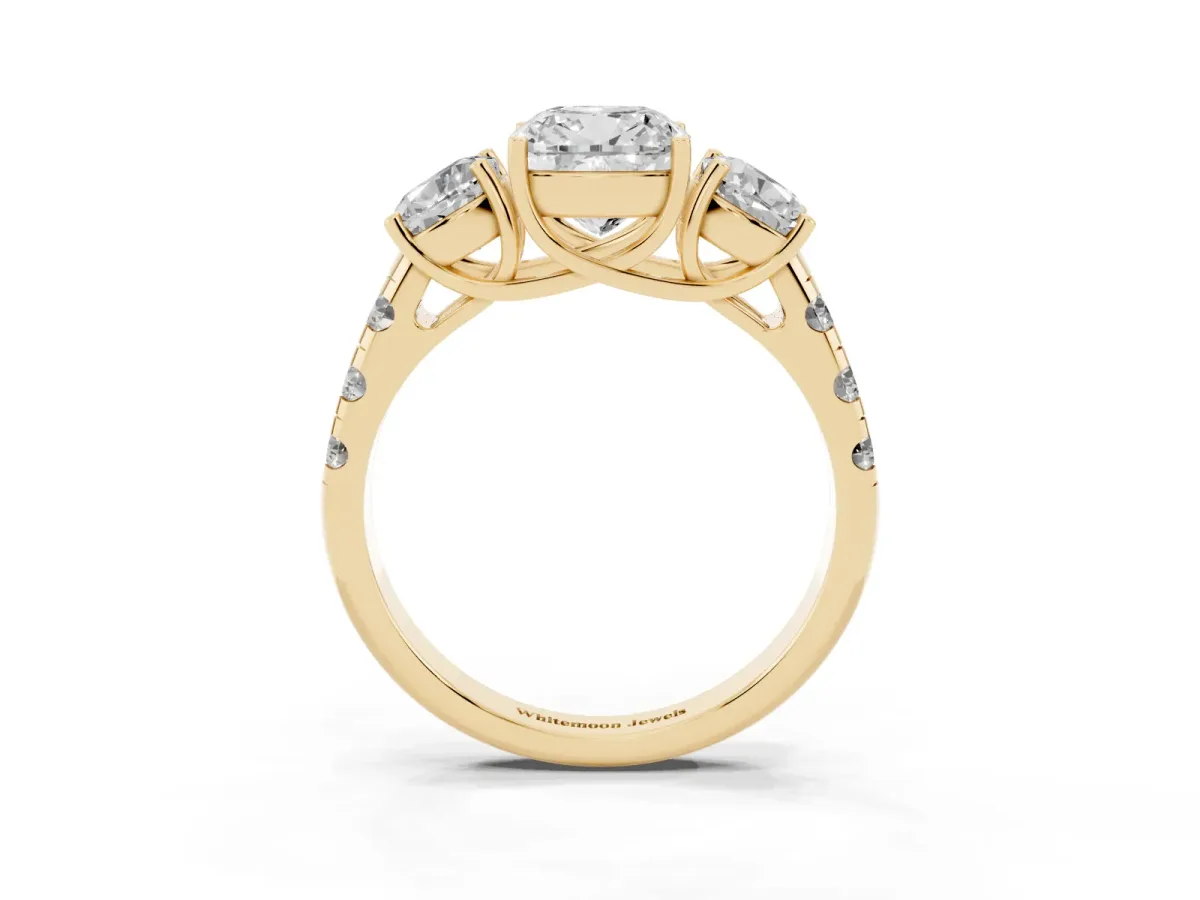 Three-Stone Cushion Cut Diamond Pavé Band with Prong Setting Yellow gold