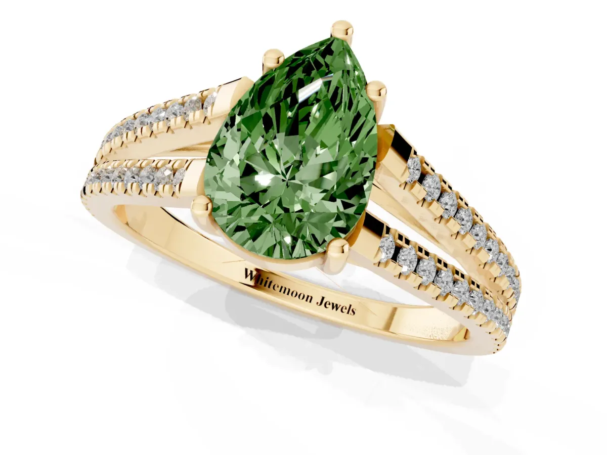 Fancy Green Pear Cut Diamond Solitaire Engagement Ring with Split Shank Pavé Band Yellow gold