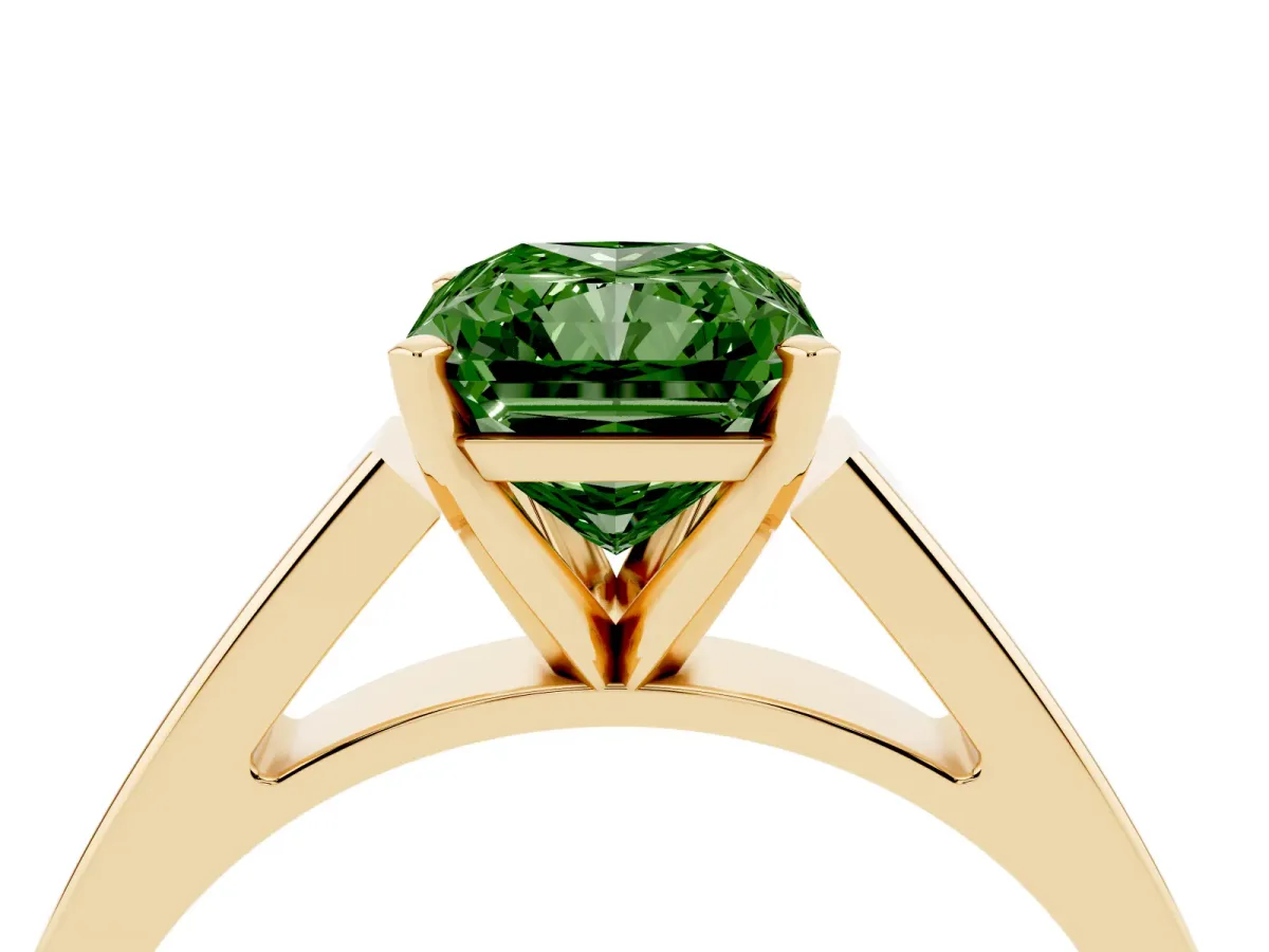 Fancy Green Radiant Cut Solitaire Engagement Ring with Four-Prong Setting and Tapered Band Yellow gold