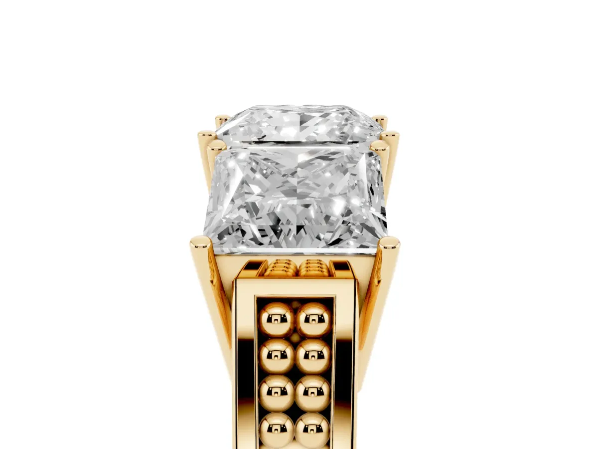 Princess Cut Diamond Three-Stone Ring with Prong Setting and Textured Band Yellow gold