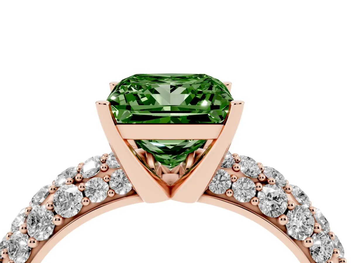 Fancy Green Princess Cut Diamond Pavé Band Solitaire Ring with Four-Prong Setting Rose gold