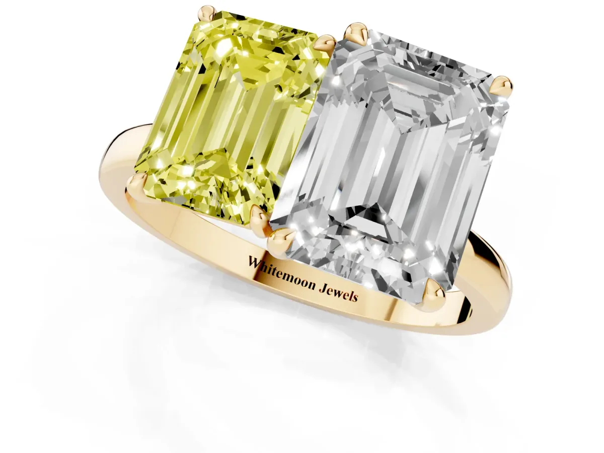 Fancy Yellow Emerald Cut and Emerald Cut Toi Moi Ring with Prong Setting Yellow gold