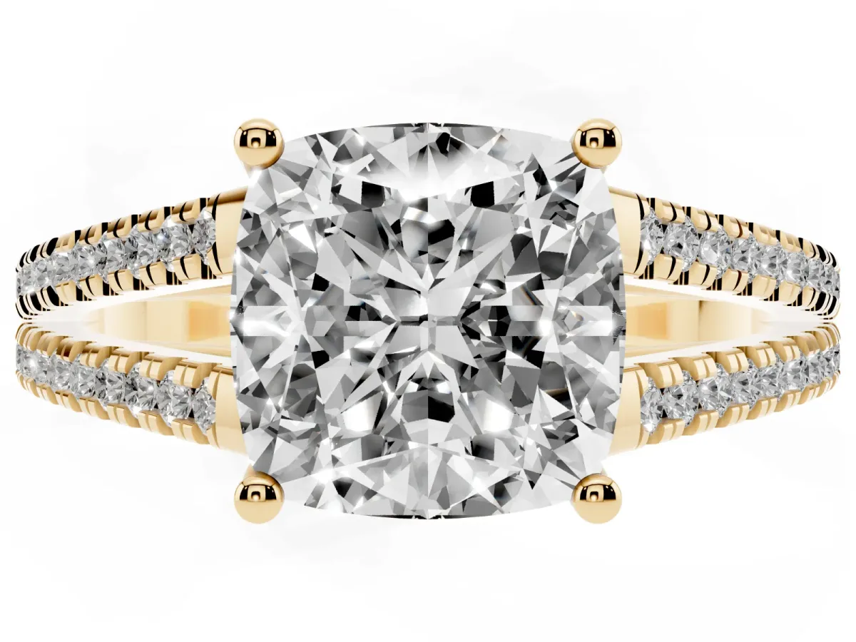 Cushion Cut Diamond Solitaire Engagement Ring with Split Shank Pavé Band Yellow gold