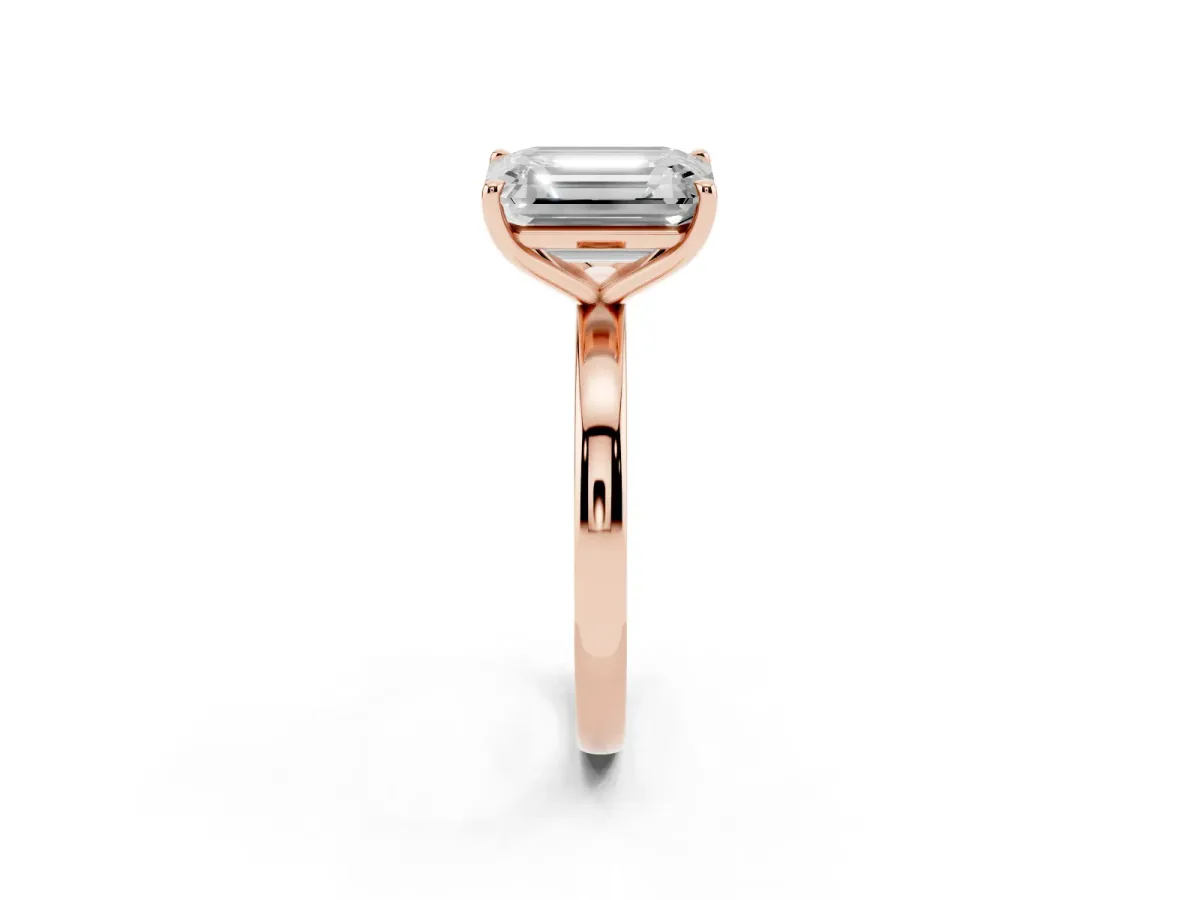 Fancy Green Emerald Cut and Emerald Cut Toi Moi Ring with Prong Setting Rose gold