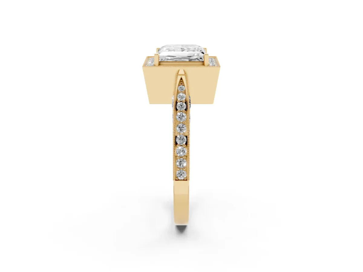 Princess Cut Halo Diamond Engagement Ring with Split Shank Band and Four-Prong Setting Yellow gold