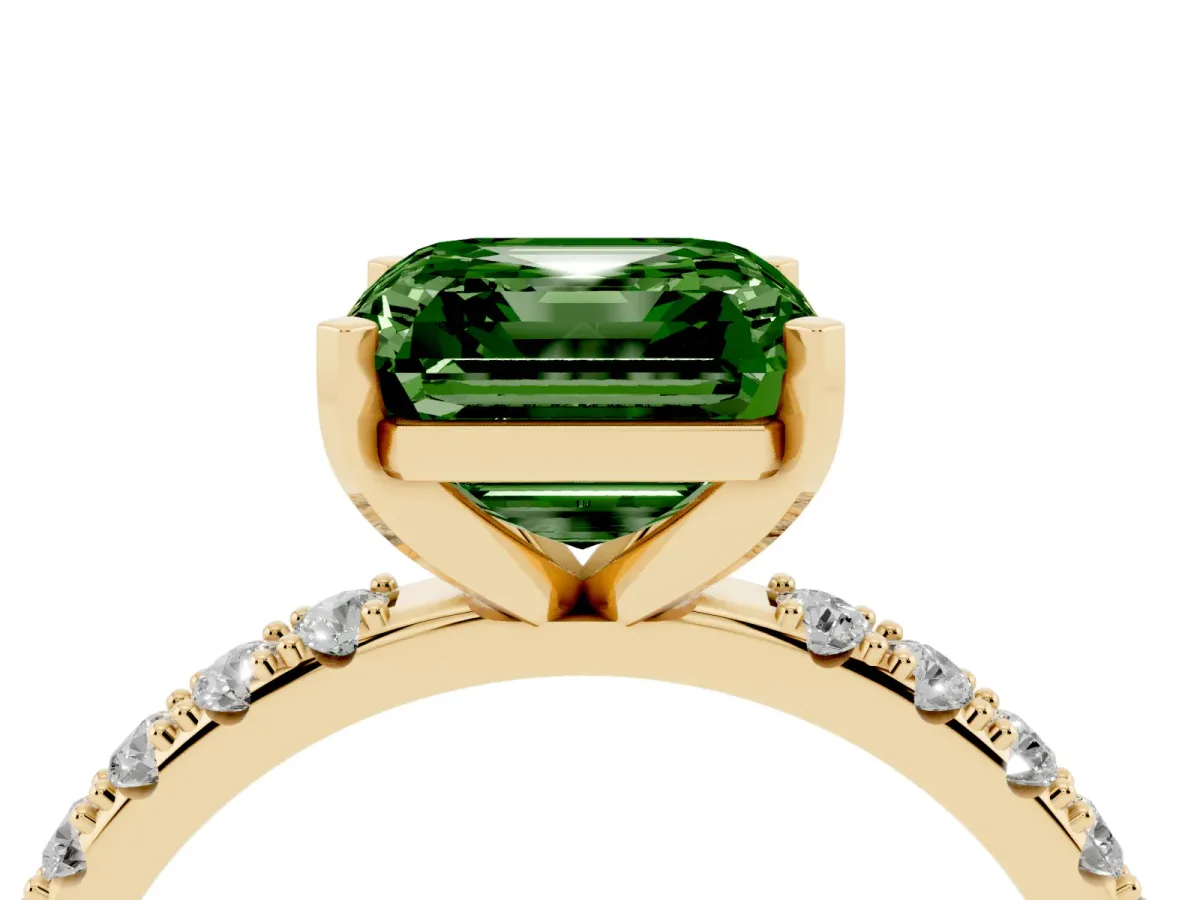Fancy Green Asscher Cut Diamond Solitaire Pavé Band with Four-Prong Setting Yellow gold
