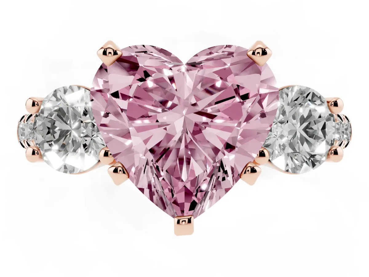 Fancy Pink Three-Stone Heart Cut Diamond Pavé Band with Four-Prong Setting Rose gold