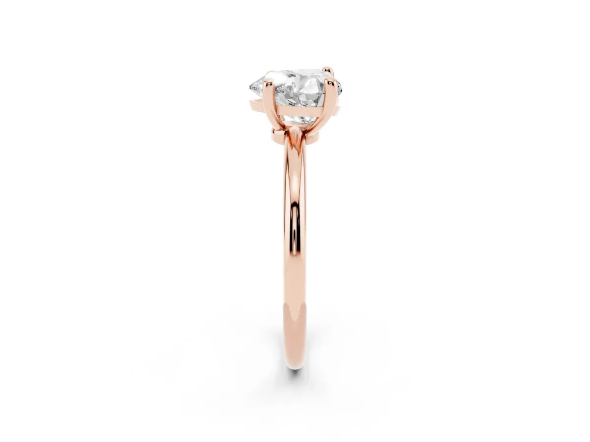 Heart Cut Solitaire Diamond Ring with 4-Prong Setting on a Classic Band Rose gold