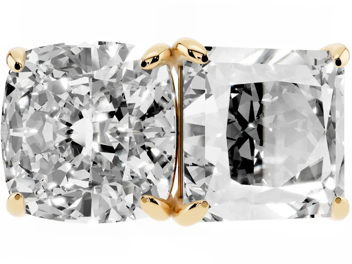 Cushion and Princess Toi Moi Ring with Prong Setting and Plain Band Yellow gold