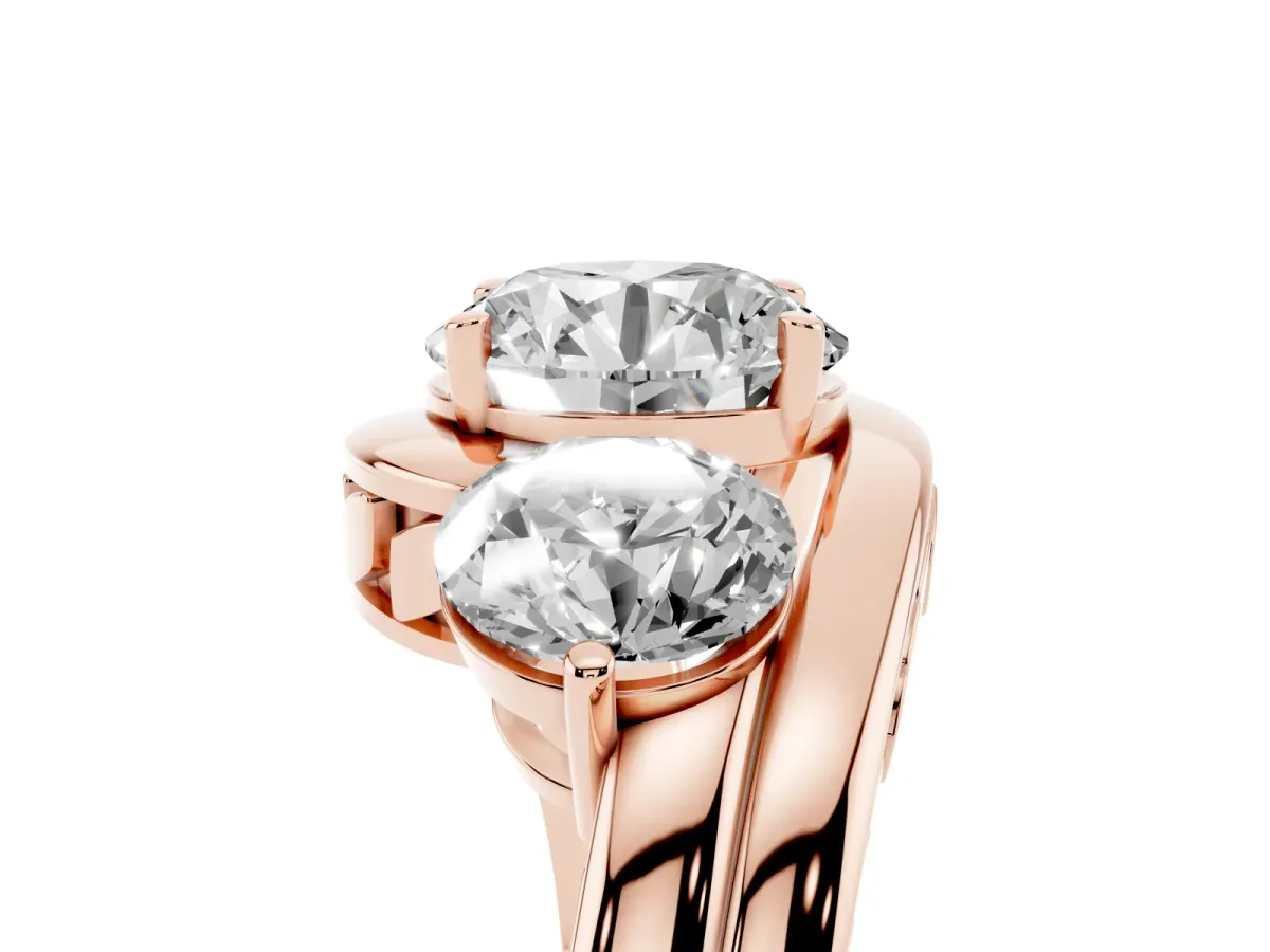 Three-Stone Round Cut Brilliant Split Shank Prong Set Ring Rose gold