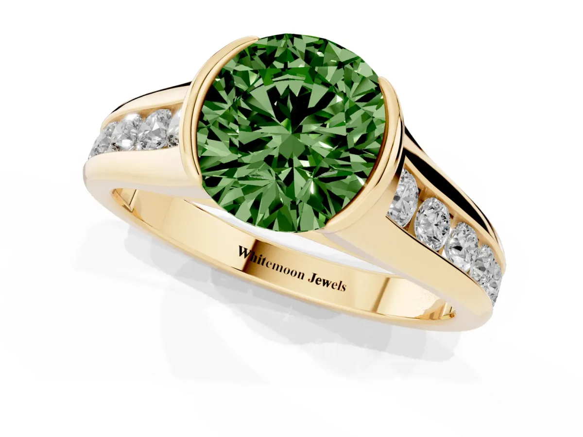 Fancy Green Round Cut Solitaire Bezel-Set Diamond Ring with Channel-Set Band Yellow gold