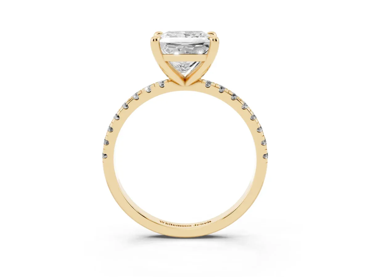 Princess Cut Diamond Brilliant Solitaire Ring with Pavé Band and Four-Prong Setting Yellow gold