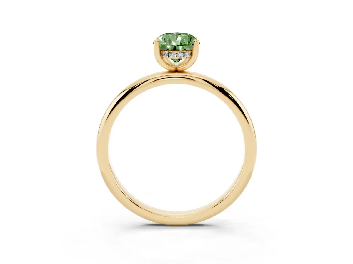 Fancy Green Pear Cut Cut Solitaire Engagement Ring with Four-Prong Setting and Classic Band Yellow gold