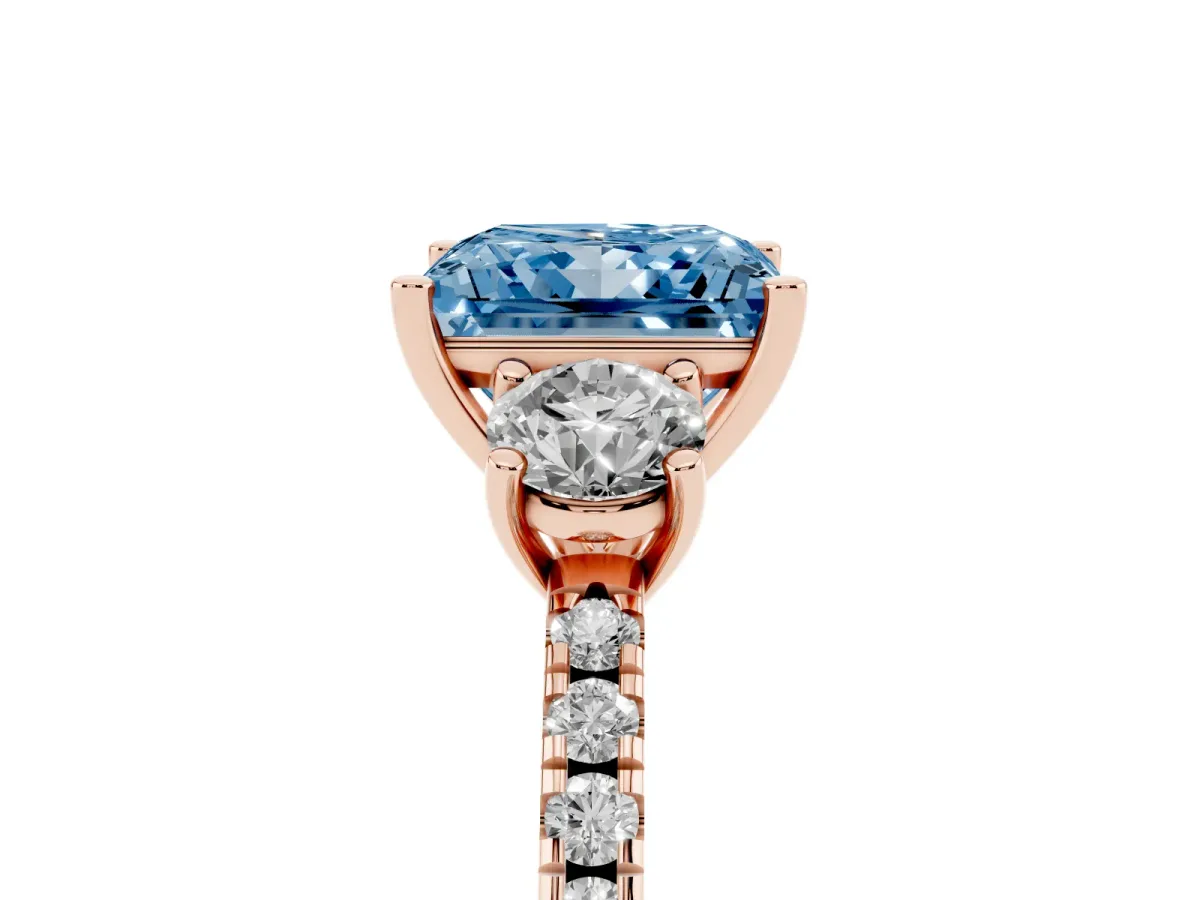 Fancy Blue Three-Stone Princess Cut Cut Diamond Pavé Band with Prong Setting Rose gold