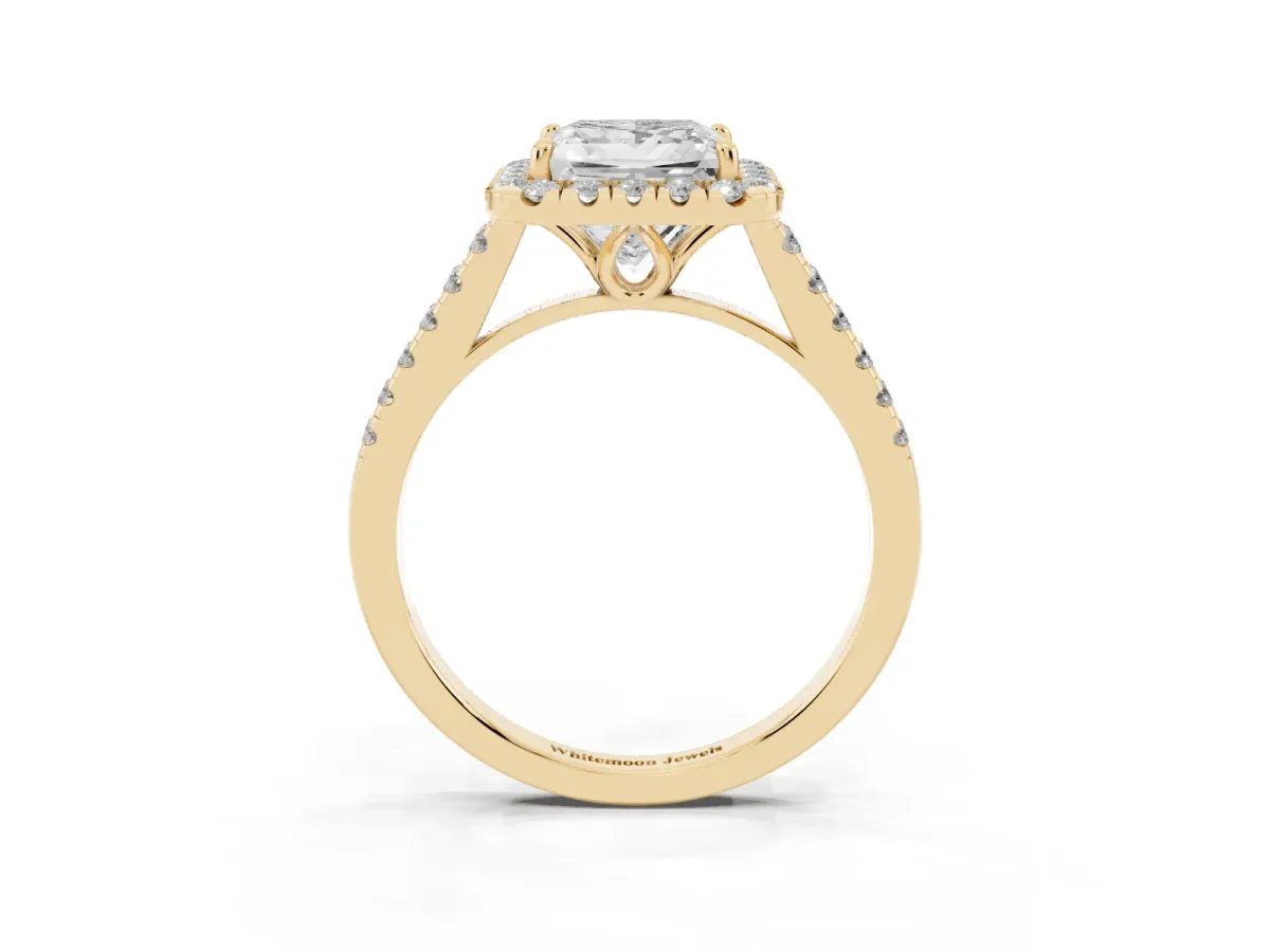 Princess Cut Halo Pavé Diamond Engagement Ring with Four-Prong Setting Yellow gold