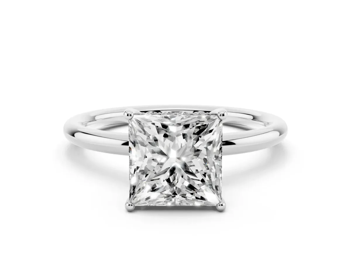 Princess Cut Solitaire Diamond Ring with a Classic Band and Four-Prong Setting Silver