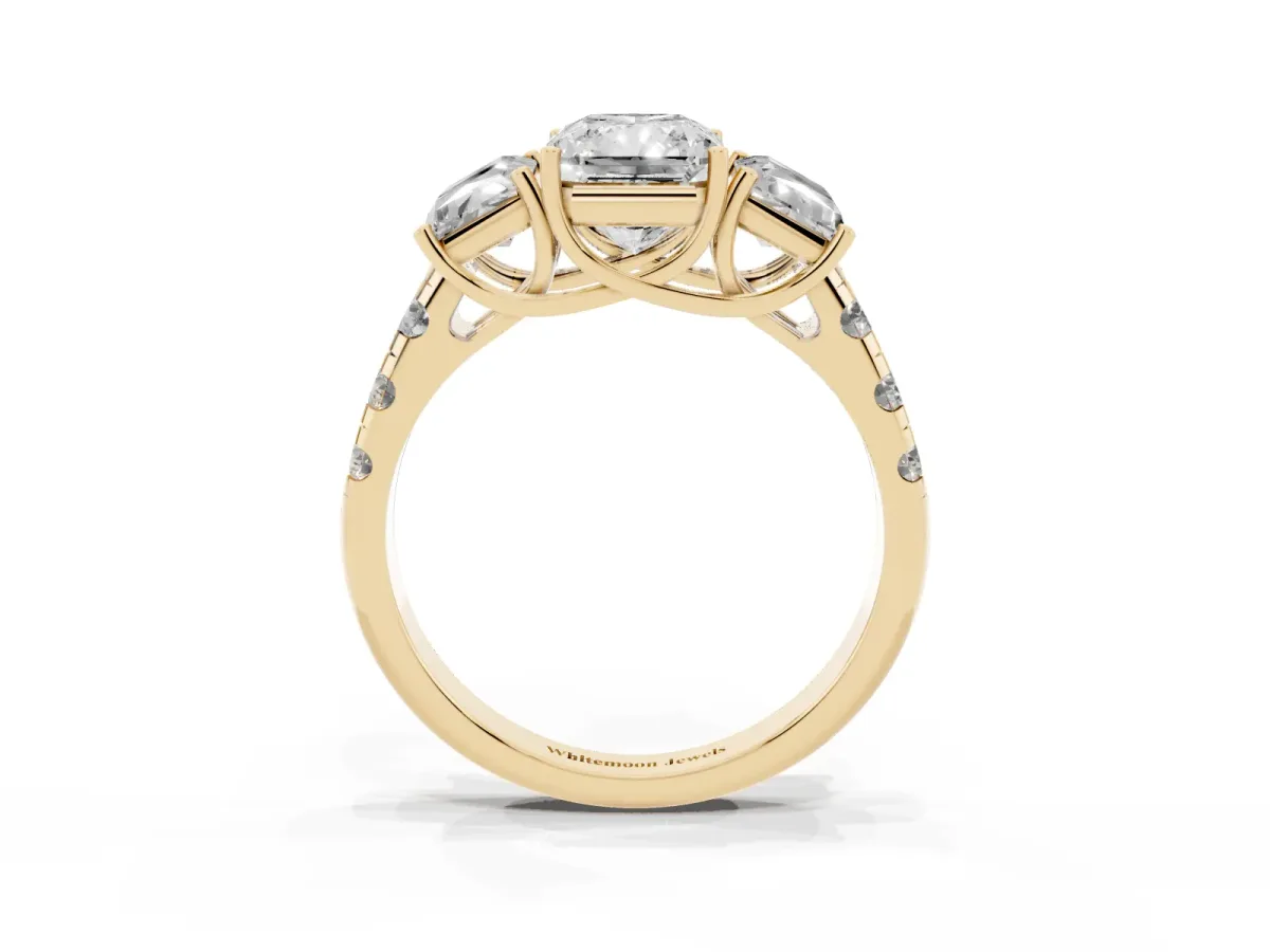 Three-Stone Radiant Cut Diamond Pavé Band with Prong Setting Yellow gold