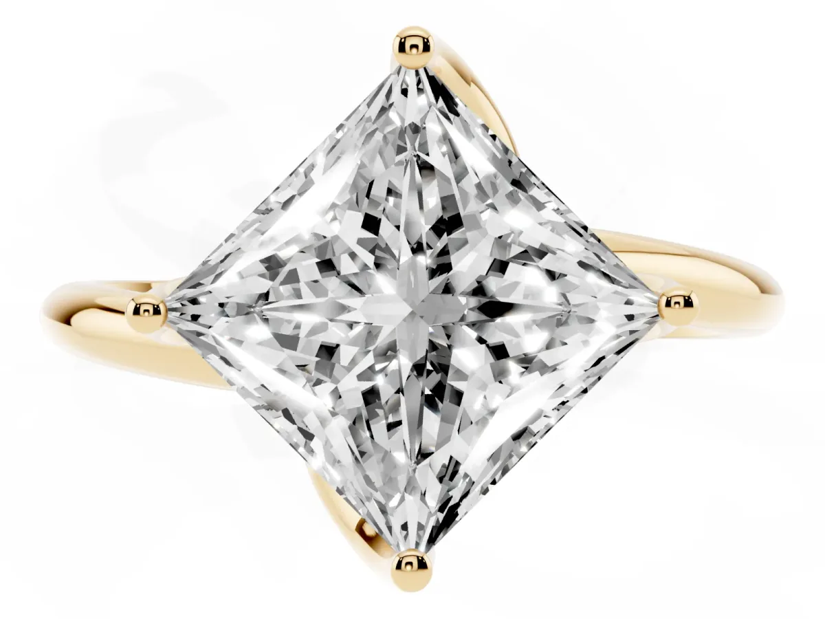 Princess Cut Diamond Solitaire Engagement Ring with Four-Prong Setting and Classic Band Yellow gold