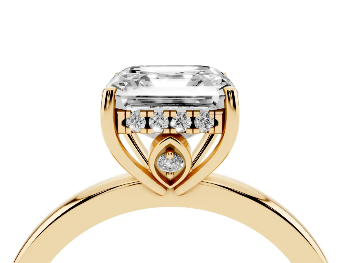 Asscher Cut Solitaire Diamond Ring with Prong Setting and Plain Band Yellow gold