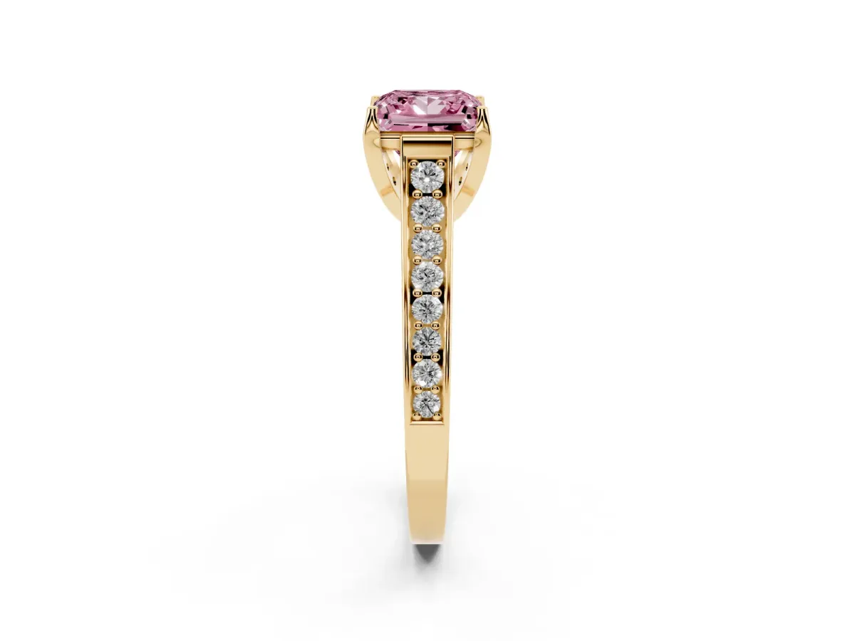 Fancy Pink Princess Cut Brilliant Cut Diamond Engagement Ring with Pavé Band and Four-Prong Setting Yellow gold
