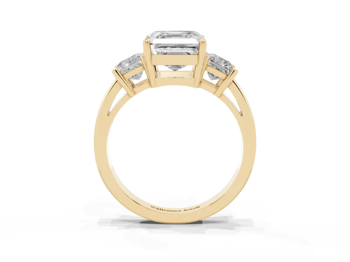 Three-Stone Asscher Cut Cut Solitaire Ring with Prong Setting Yellow gold