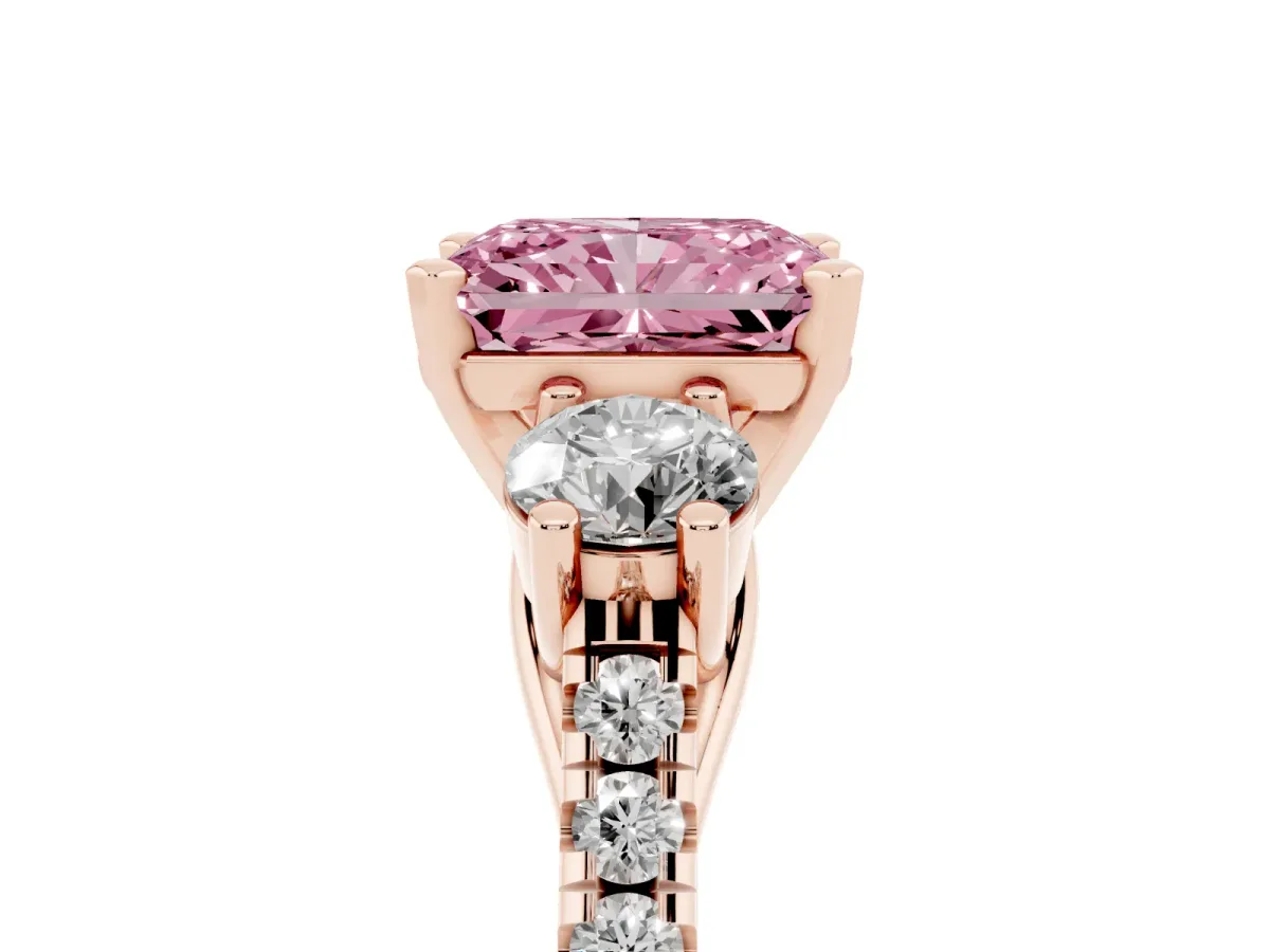 Fancy Pink Three-Stone Radiant Cut Diamond Pavé Band with Four-Prong Setting Rose gold
