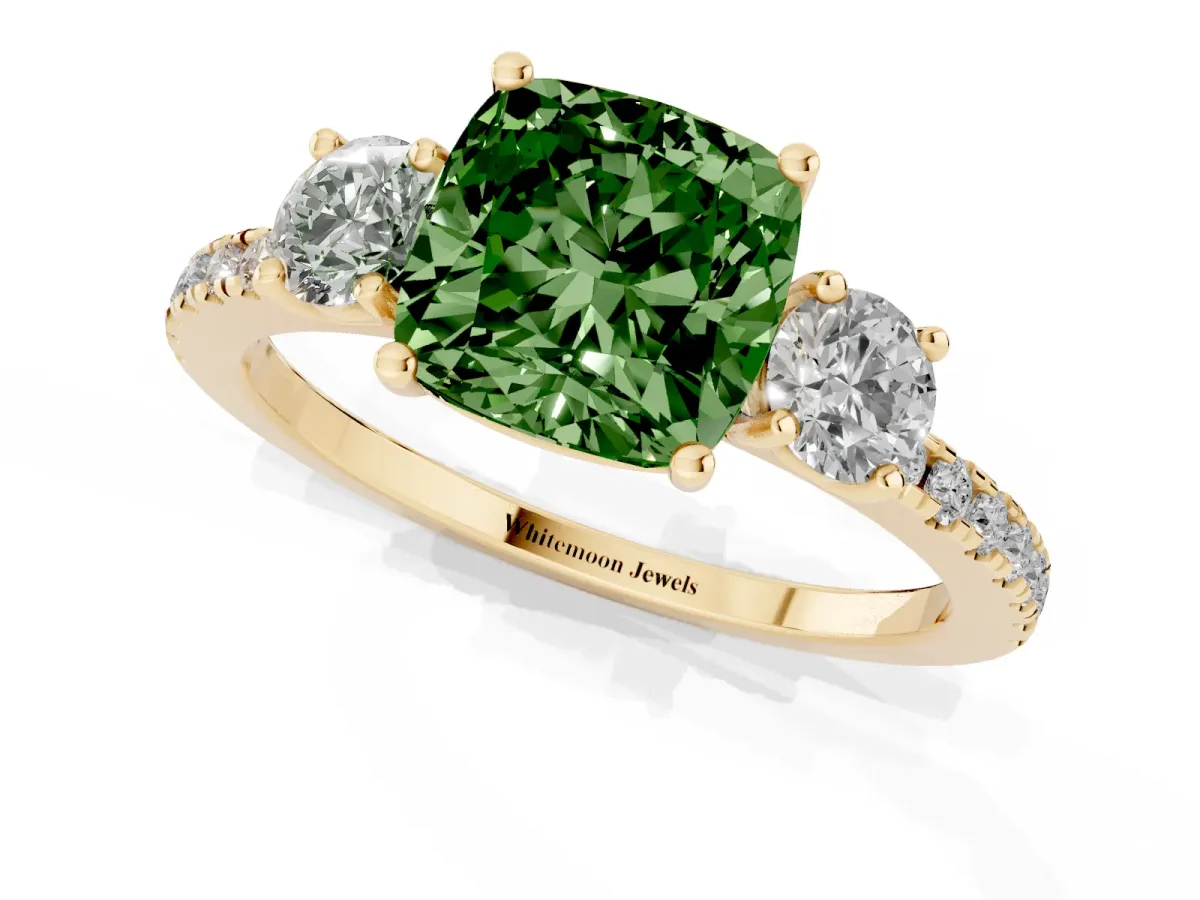 Fancy Green Three-Stone Cushion Cut Cut Diamond Pavé Band with Prong Setting Yellow gold