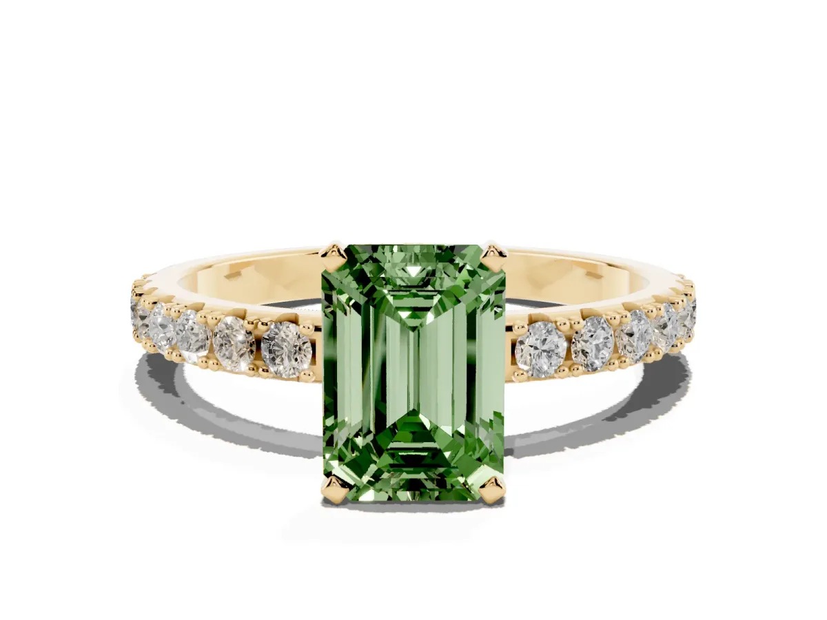 Fancy Green Emerald Cut Diamond Solitaire Pavé Band with Four-Prong Setting Yellow gold