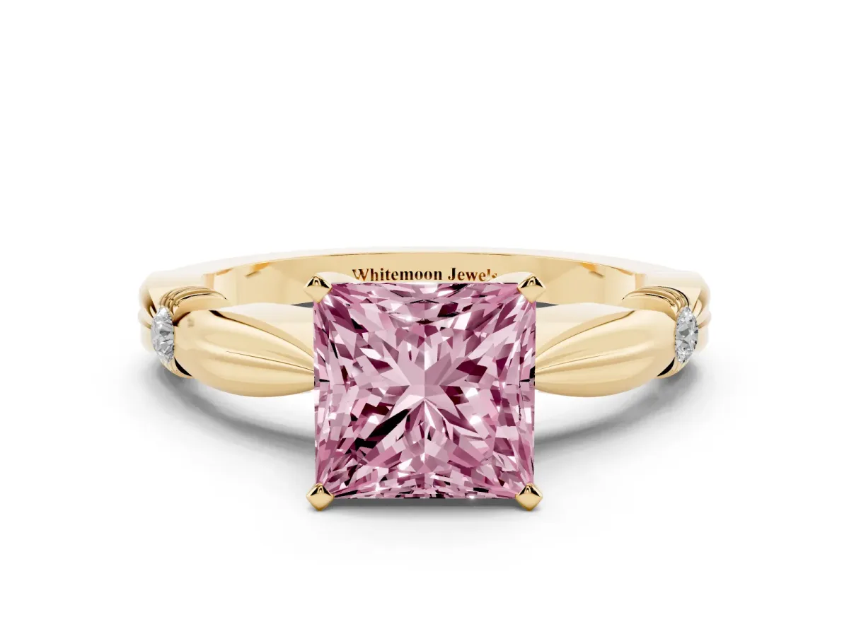 Fancy Pink Princess Cut Solitaire Diamond Twisted Band with Four-Prong Setting Yellow gold