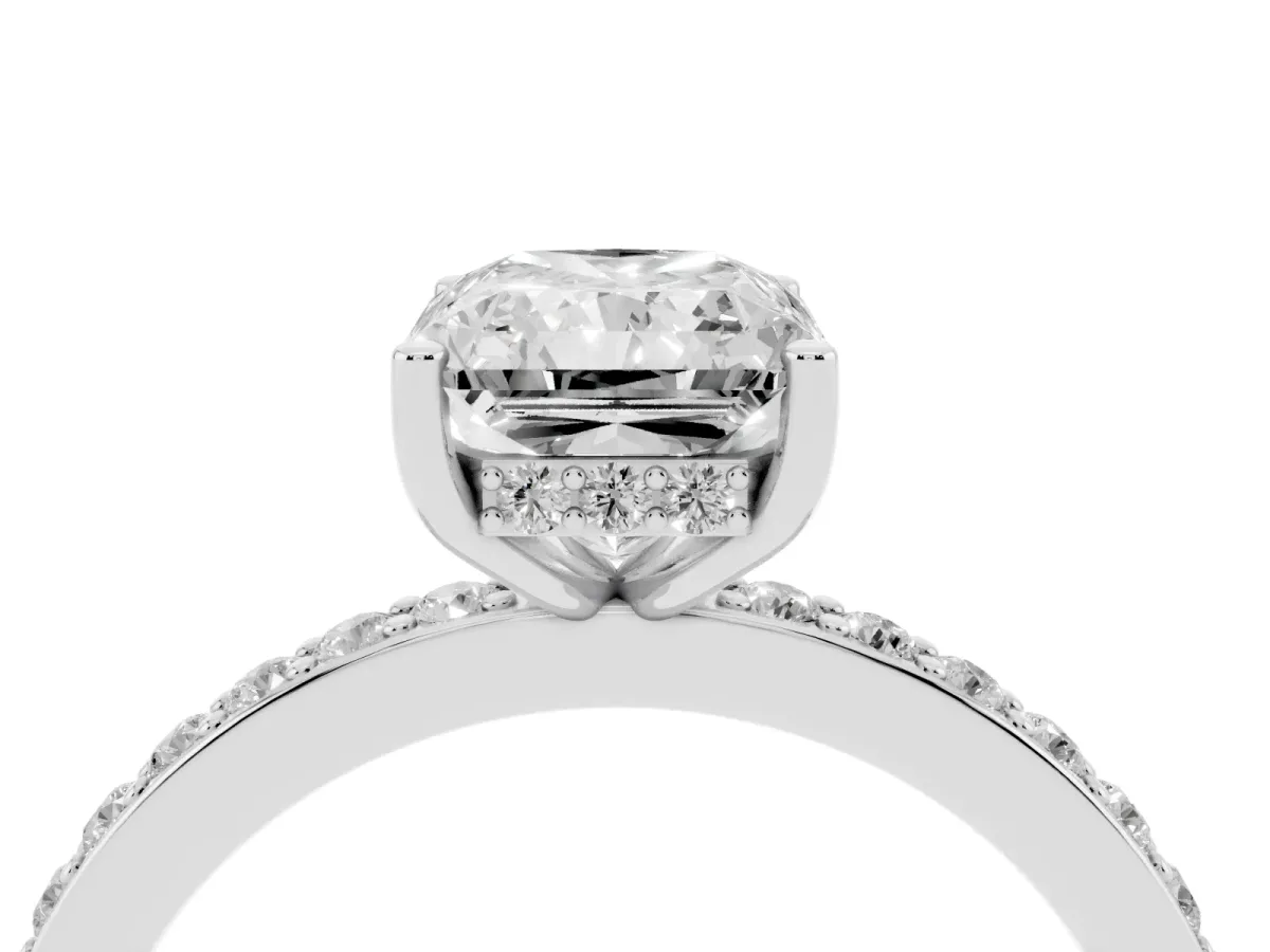 Radiant Cut Cut Diamond Pavé Band Ring with Four-Prong Setting Platinum