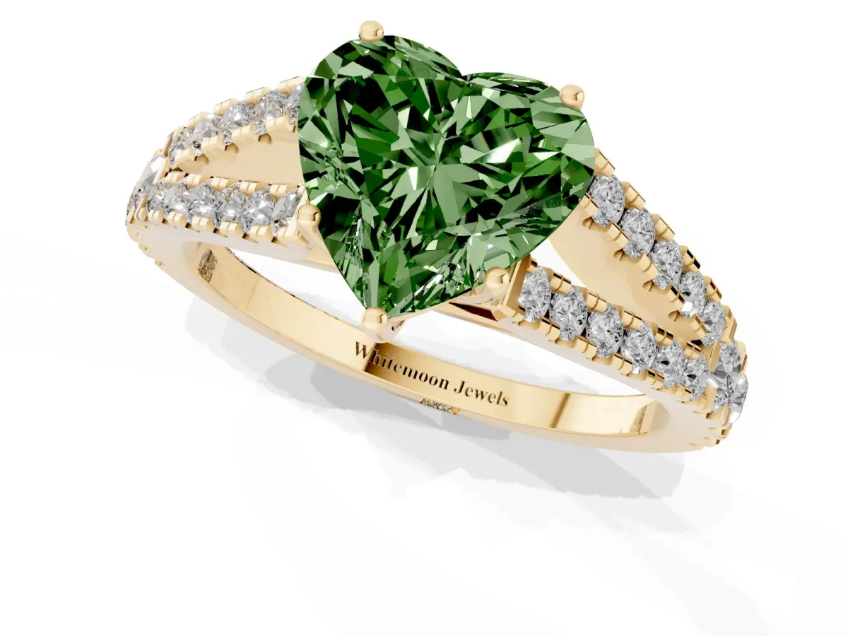 Fancy Green Heart Cut Diamond Split Shank Pavé Engagement Ring with Four-Prong Setting Yellow gold