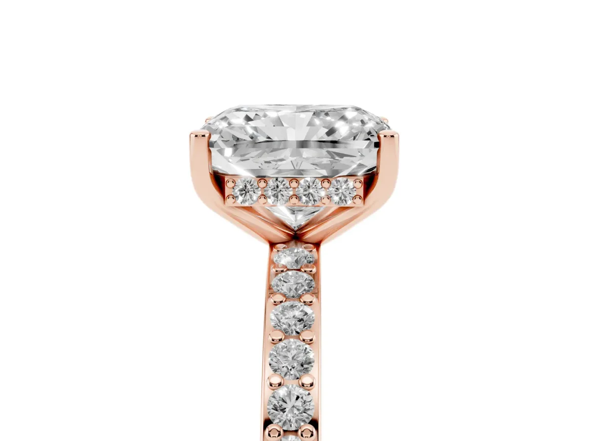 Radiant Cut Cut Diamond Pavé Band Ring with Four-Prong Setting Rose gold