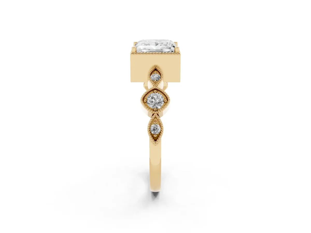 Princess Cut Diamond Vintage Milgrain Ring with Round Stations Yellow gold