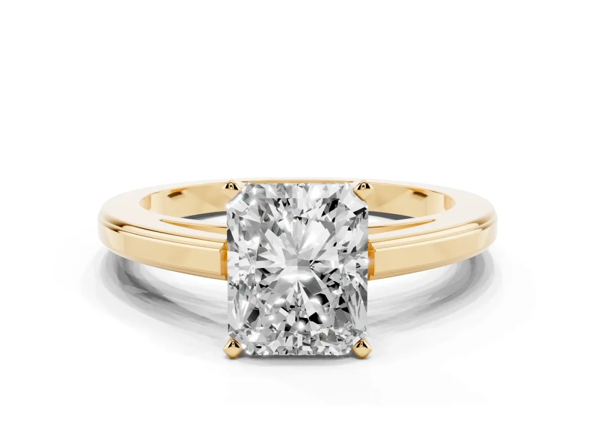 Radiant Cut Solitaire Diamond Ring with Four-Prong Setting and Classic Band Yellow gold