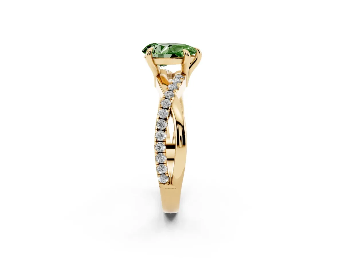 Fancy Green Pear Cut Cut Diamond Twist Band Solitaire with Prong Setting Yellow gold