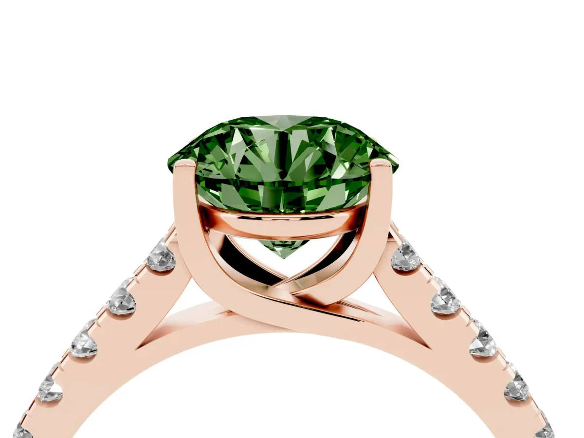 Fancy Green Round Cut Diamond Pavé Band Solitaire Ring with Prong Setting Rose gold