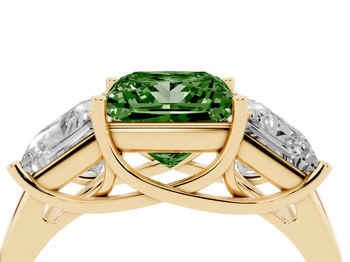 Fancy Green Three-Stone Princess Cut Diamond Engagement Ring with Prong Setting Yellow gold