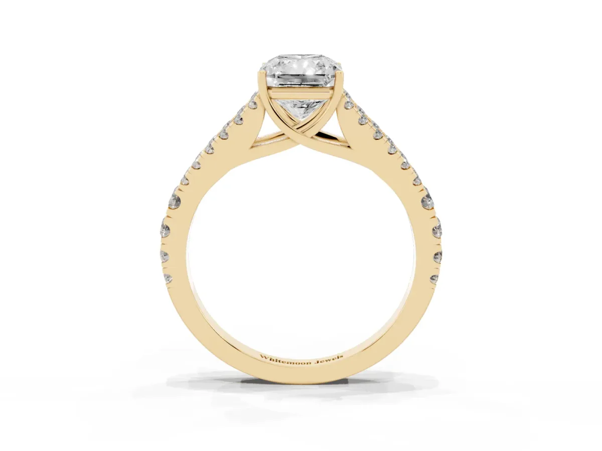Radiant Cut Diamond Split Shank Pavé Engagement Ring with Four-Prong Setting Yellow gold