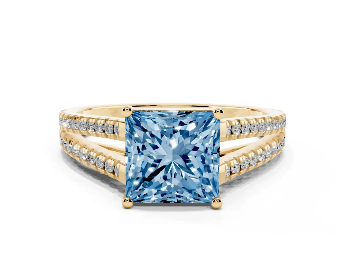 Fancy Blue Princess Cut Diamond Solitaire Engagement Ring with Split Shank Pavé Band Yellow gold