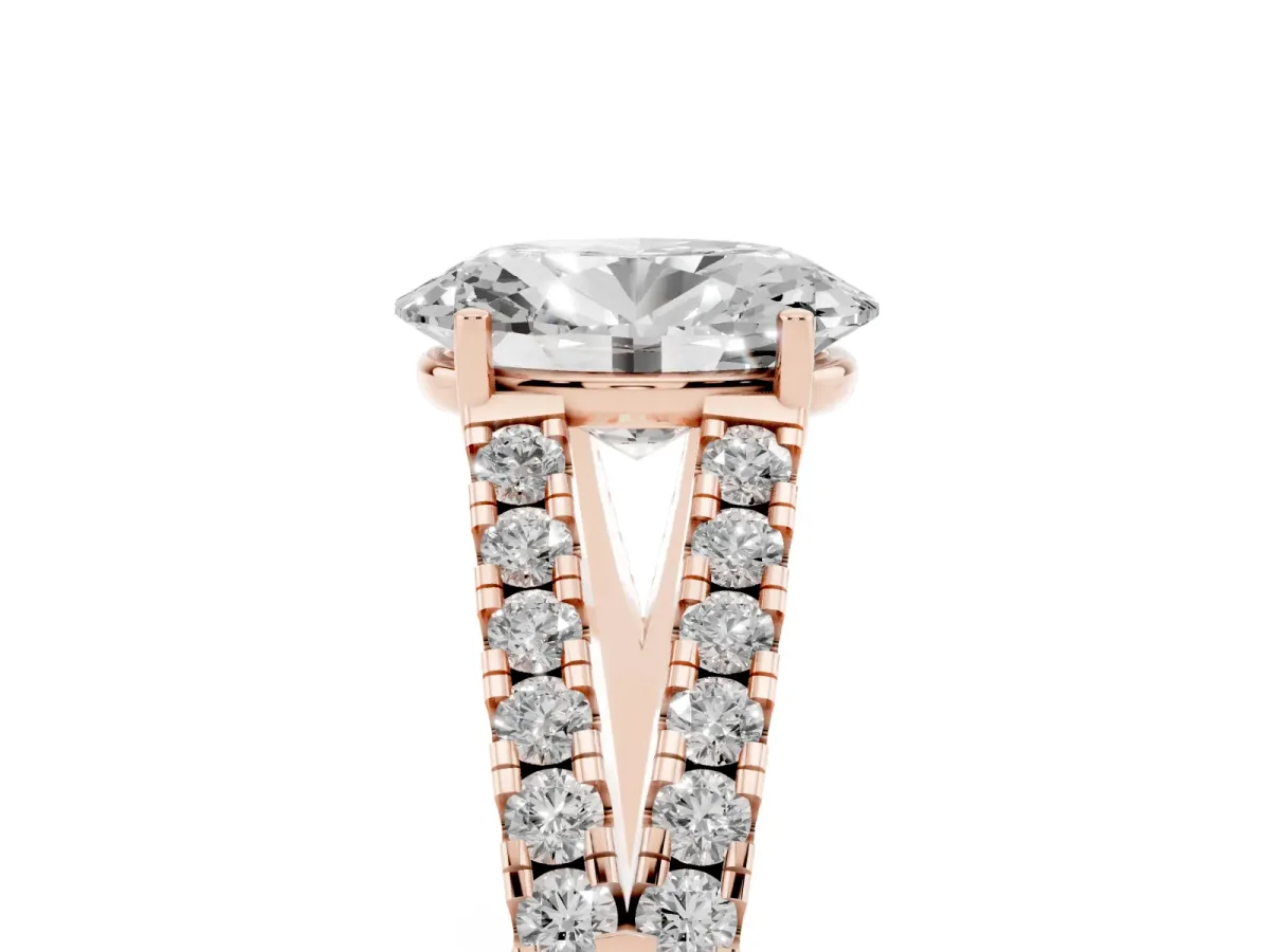Oval Cut Diamond Split Shank Pavé Engagement Ring with Four-Prong Setting Rose gold