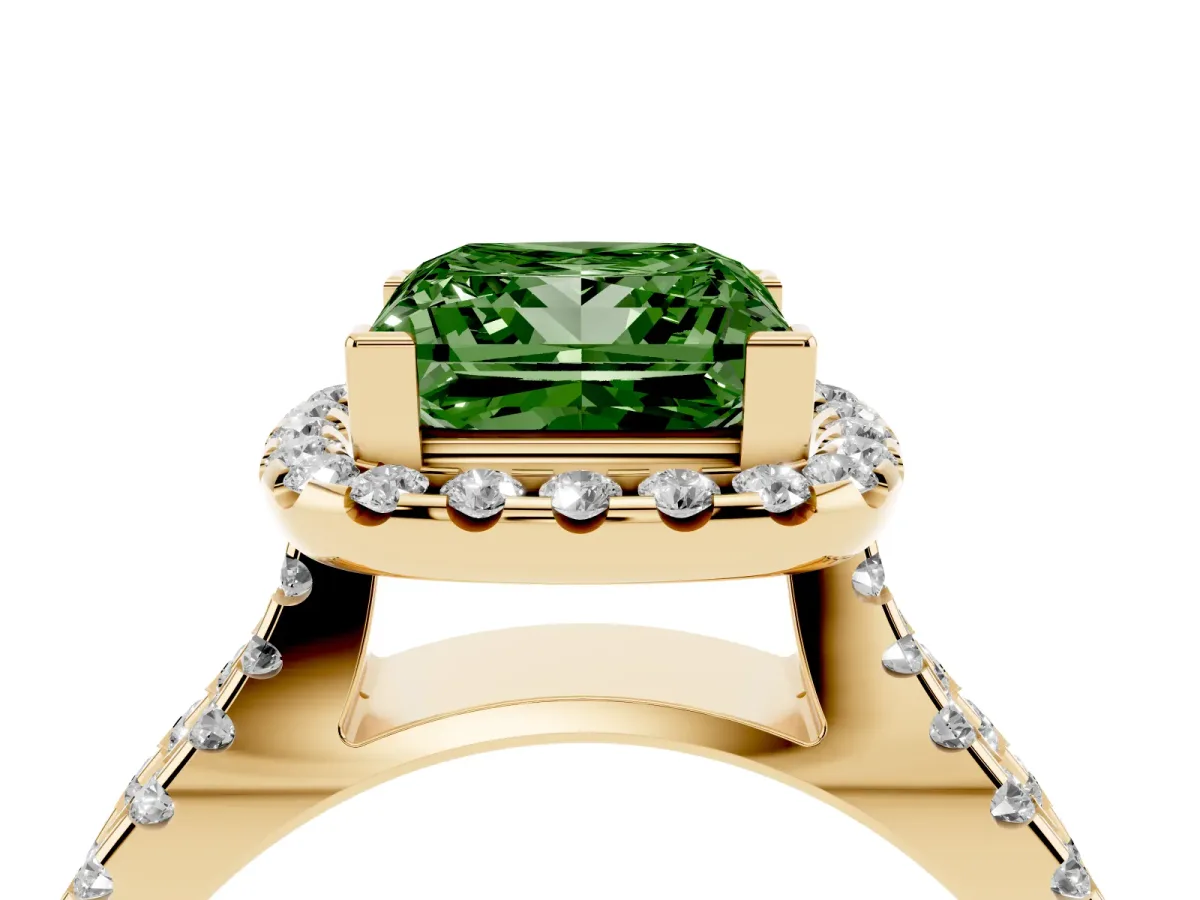 Fancy Green Princess Cut Diamond Halo Ring with Split Shank Pavé Band and Prong Setting Yellow gold
