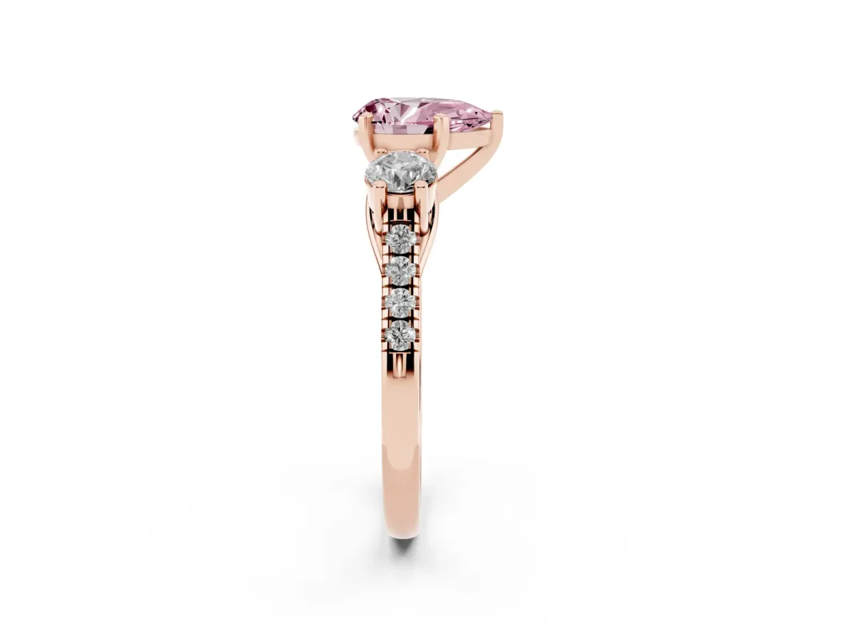 Fancy Pink Three-Stone Pear Cut Diamond Pavé Band with Four-Prong Setting Rose gold