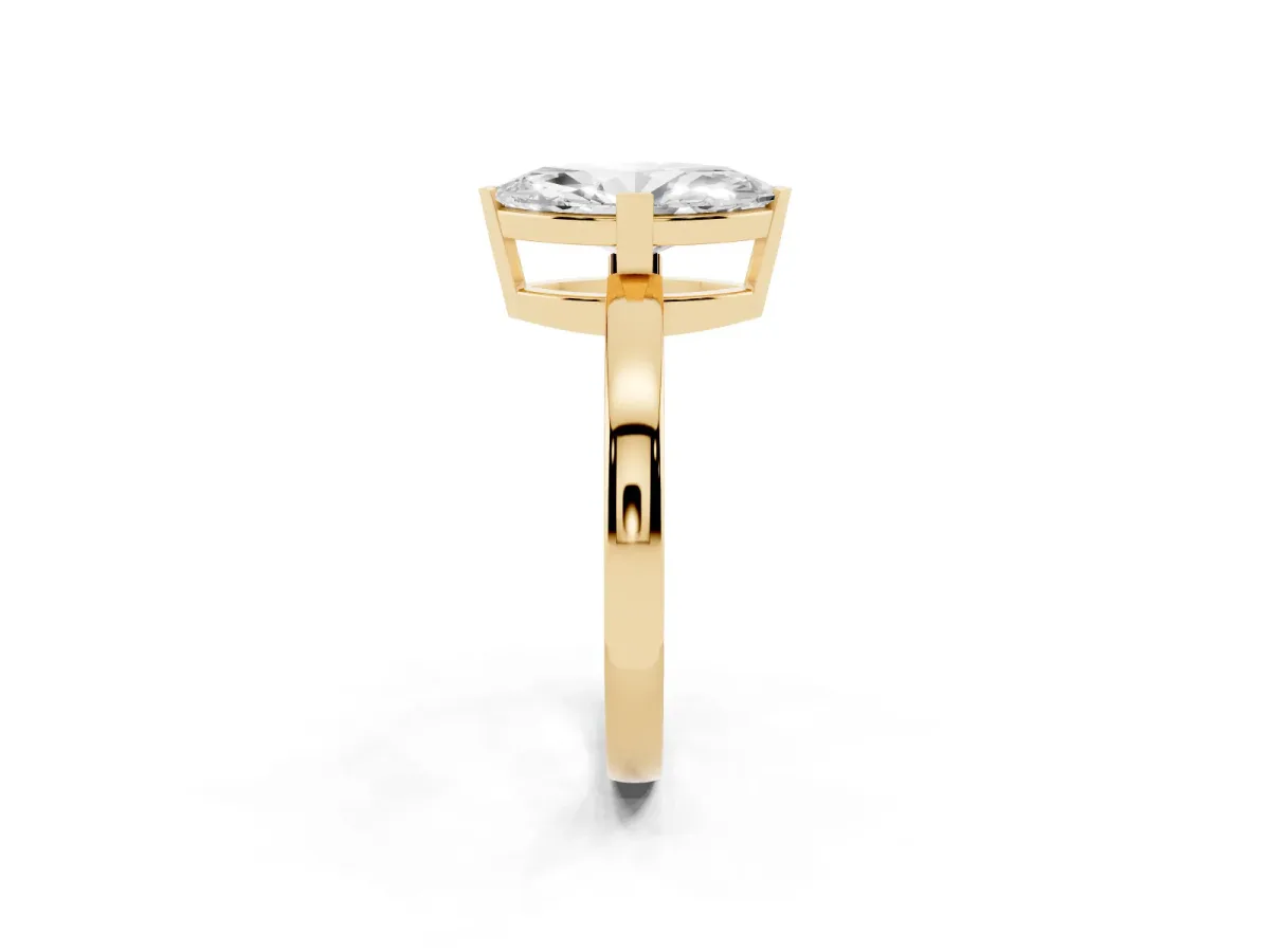 Marquise Cut Cut Solitaire Ring with Four-Prong Setting and Classic Band Yellow gold