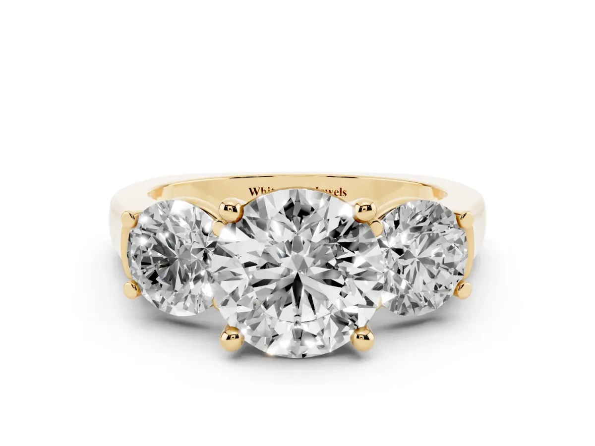 Three-Stone Round Cut Brilliant Diamond Trellis Ring with Comfort Fit Band Yellow gold